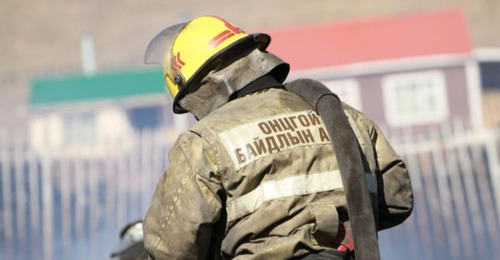 Онцгой байдлын байгууллагын алба хаагчид үүрэг гүйцэтгэж, 2 иргэний амь насыг авран хамгааллаа